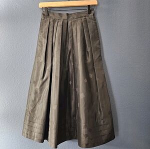 Vintage Liz Claiborne • Pleated Black Skirt